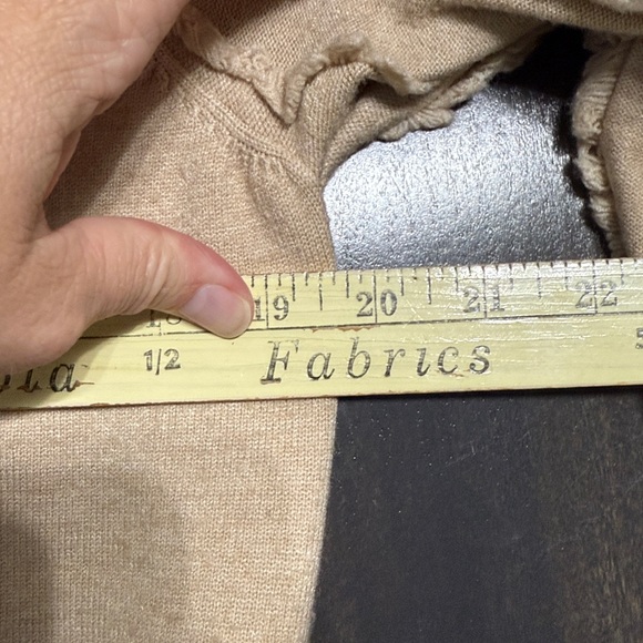 BiBi women’s camel color crewneck Sweater‎ M - Picture 6 of 7